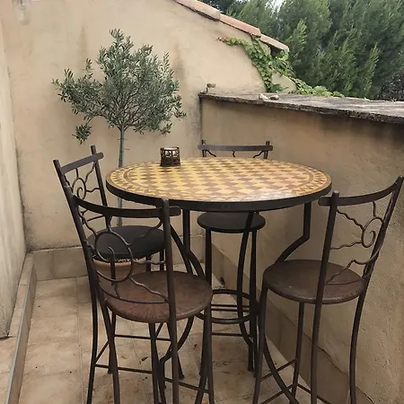 La Maison Des Cocalieres * Montpeyroux (Herault)